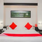 Hotel Ashray