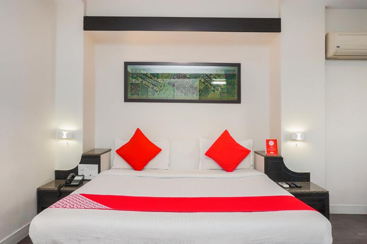 Hotel Ashray 4*